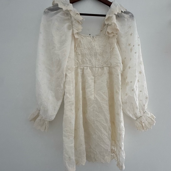 Ivory balloon sleeve off shoulder dress Amable by Mable | boho whimsical dress - Picture 4 of 9